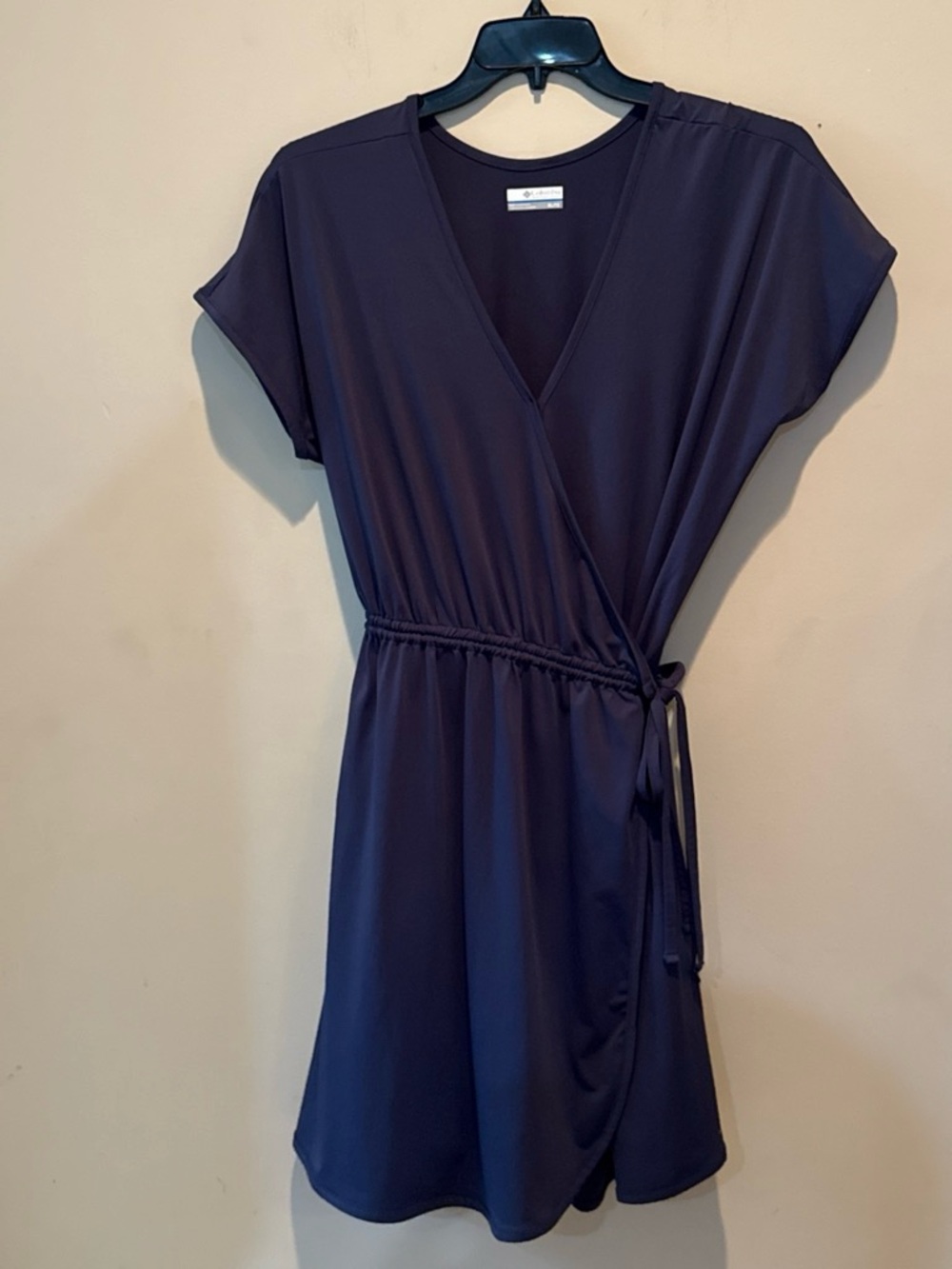 Columbia Navy Wrap-Style Short Sleeve Tie Dress